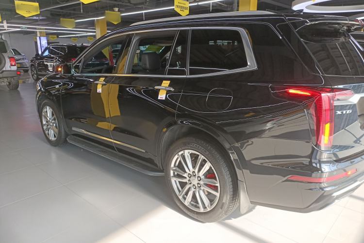 Used Cadillac XT6 2022 2.0T Six-Seater Four-Wheel Drive Luxury Version
