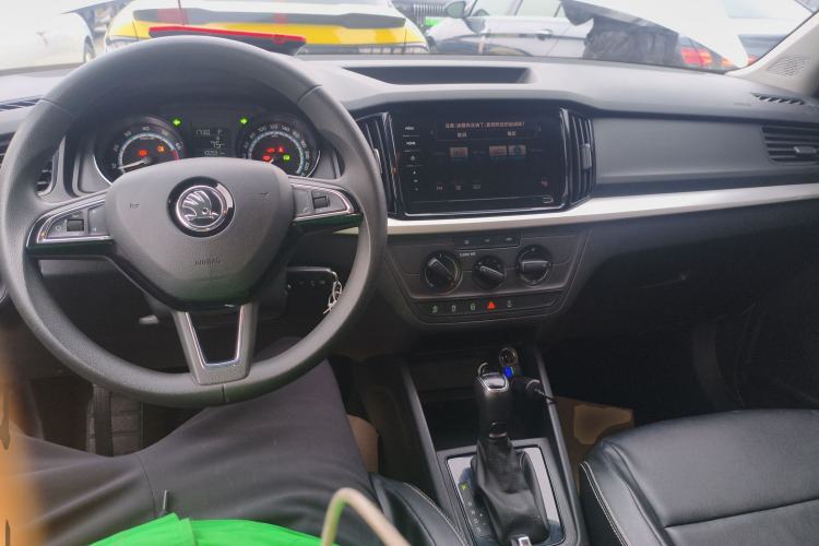 Used Skoda Kamiq 2020 1.5L Automatic Standard Edition
