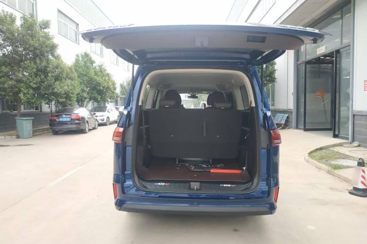 Used  Ruisheng Ace M7 2023 2.0L Long-wheelbase Business Version 7 Seats
