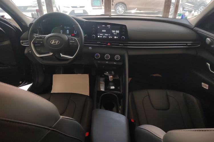 Used Hyundai Elantra 2023 1.5L CVT GLX Elite Edition