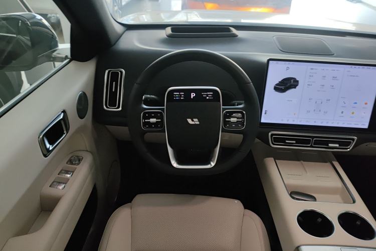 Used Li Auto L6 2024 Pro Model
