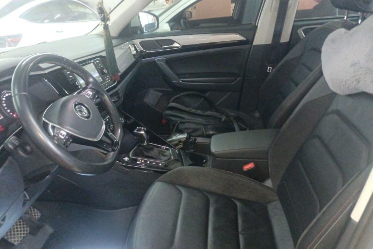 Used Volkswagen Tayron 2019 330TSI Two-Wheel-Drive Luxury Version China V Emission Standard
