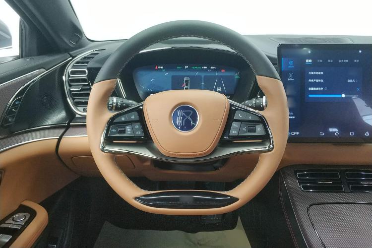 Used BYD Han 2022 DM-i 242km Flagship Model
