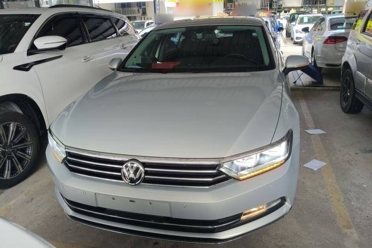 Used Volkswagen Magotan 2019 330TSI DSG Luxury Version China VI Standard