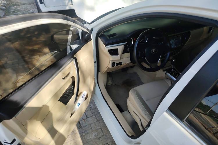 Used Toyota Corolla 2017 1.2T CVT GL-i Leather Edition
