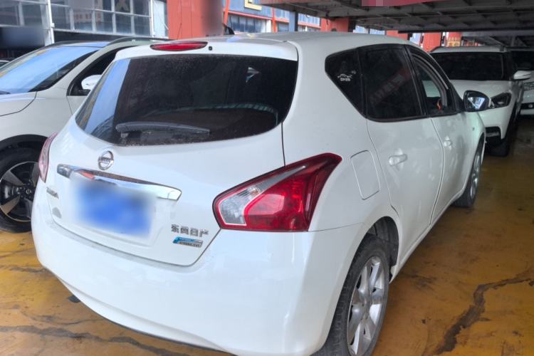 Used Nissan Tiida 2011 1.6L CVT Smart Version
