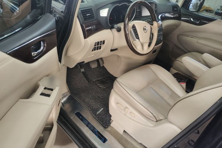 Used Nissan Quest 2015 3.5L SL
