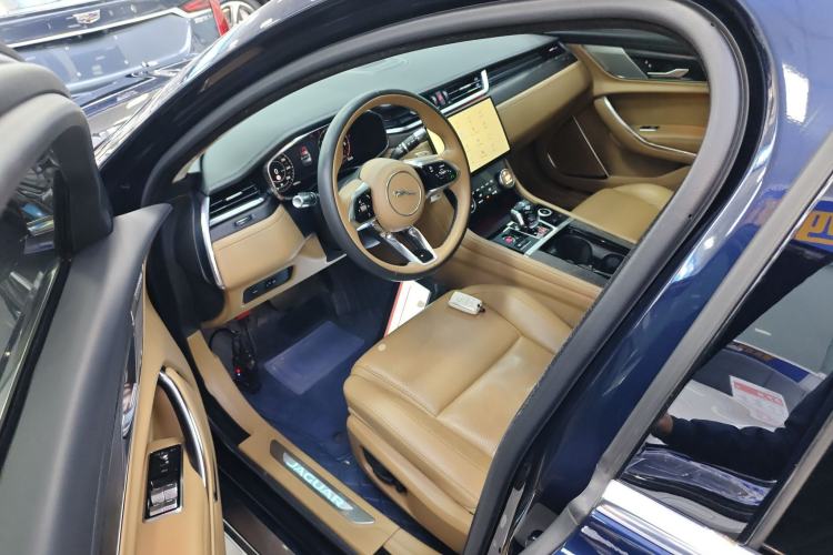 Used Jaguar XFL 2021 XFL 2.0T P250 Two-Wheel-Drive Luxury Deluxe Edition