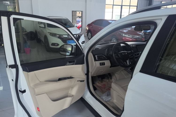 Used Zotye Domy X5 2017 Value Edition 1.6L Manual Fashion Model
