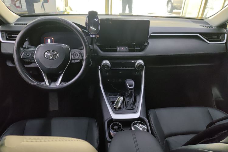 Used Toyota Wildlander 2023 2.0L CVT Two-Wheel Drive Luxury PLUS Edition