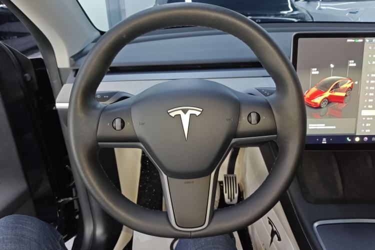 Used Tesla Model Y 2024 Rear-Wheel-Drive Version