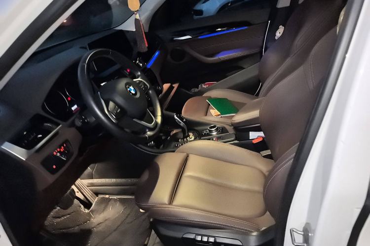 Used BMW X1 2020 sDrive25Li Leading Model
