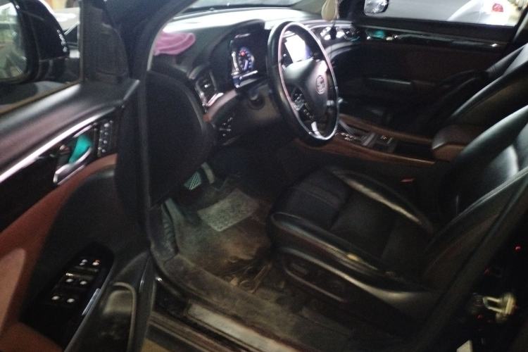 Used GAC Trumpchi GS8 2017 320T Two-Wheel Drive Luxury Smart Connectivity Version (7 Seats)