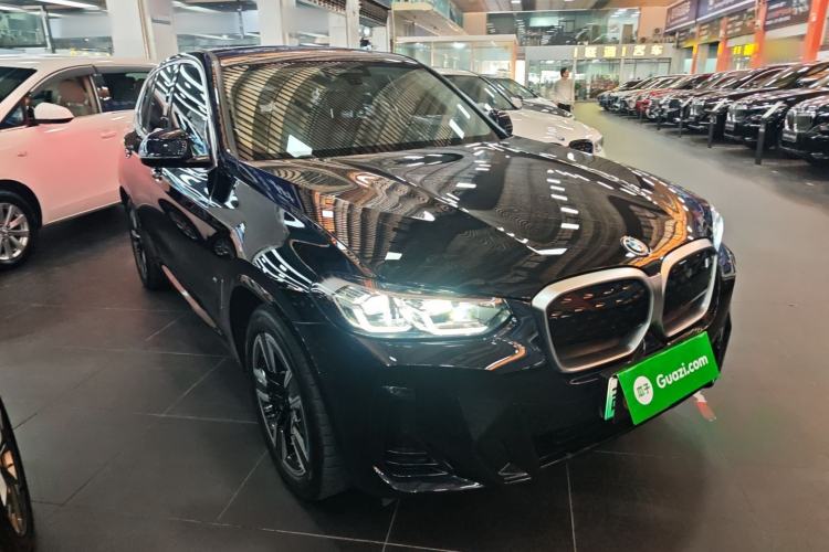 Used BMW iX3 2024 Leading Model
