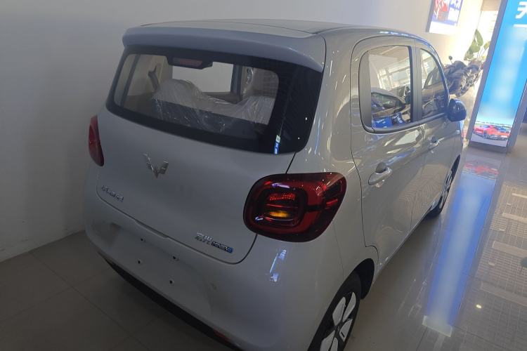 Used Wuling Hongguang MINIEV 2025 Four-Door Version Advanced Edition
