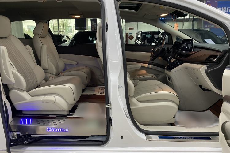 Used Buick GL8 2022 Land Business Class 652T Luxury Model