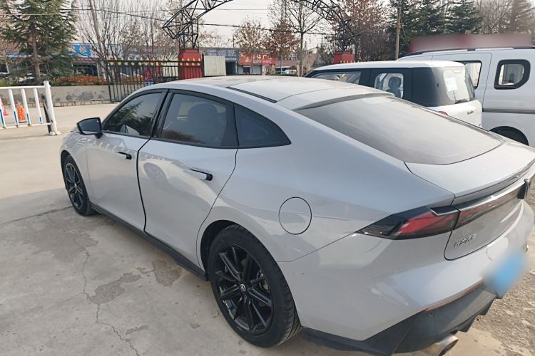 Used Changan UNI-V 2022 1.5T Prestige Version