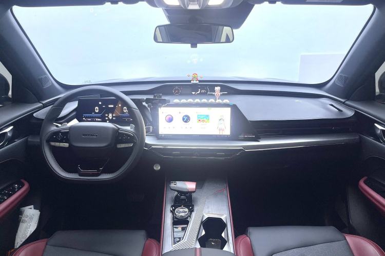 Used Oshan Z6 2023 Blue Whale 1.5T DCT Smart Luxury Model
