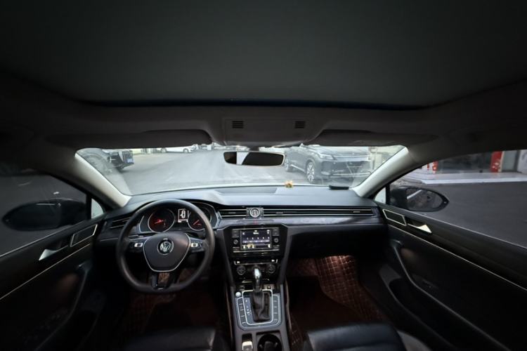 Used Volkswagen Magotan 2018 Facelift 330TSI DSG Luxury Model