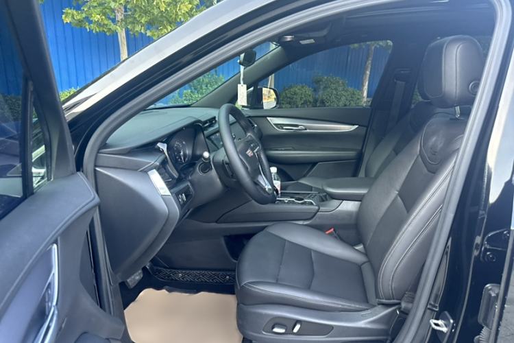 Used Cadillac XT6 2021 28T Six-Seater Four-Wheel-Drive Fashion Edition
