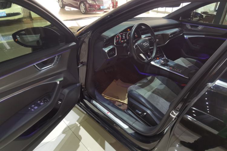 Used Audi A6L 2023 40 TFSI Luxury Dynamic Model
