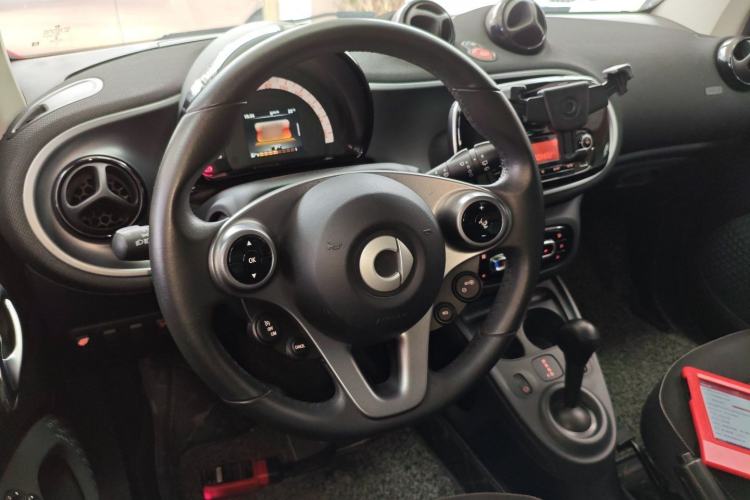 Used  fortwo 2018 1.0L 52kW Hardtop Passion Edition China V Standard
