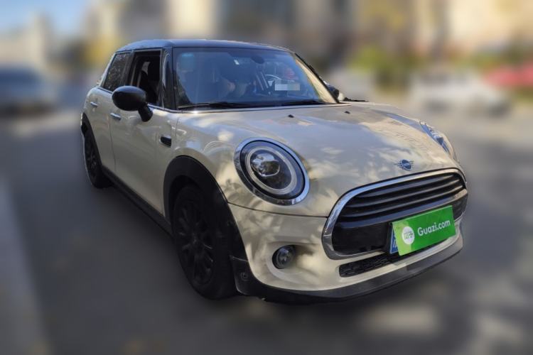 Used  MINI 2019 1.5T COOPER Classic Edition Five-Door Version
