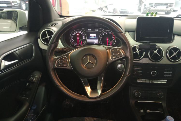 Used Mercedes-Benz B-Class 2015 B 200 Sport Edition