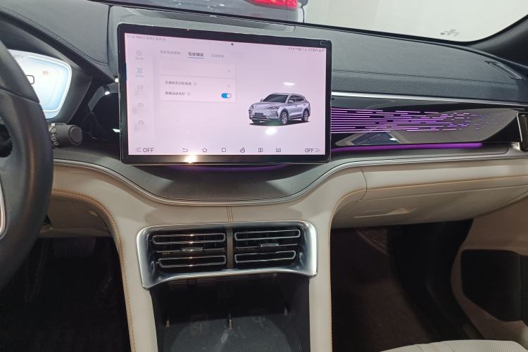 Used BYD Song PLUS New Energy 2023 Champion Edition EV 520KM Flagship Model
