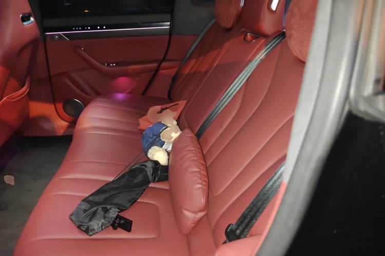 Used Hima Luxeed R7 2024 All-Electric 802 km Max
