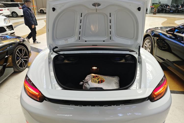 Used Porsche 718 2022 Boxster 2.0T
