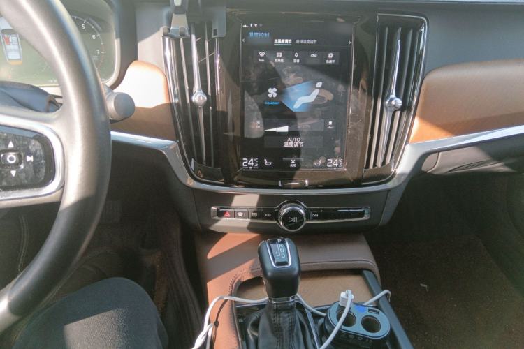 Used Volvo S90 2020 T5 Zhiyuan Luxury Edition
