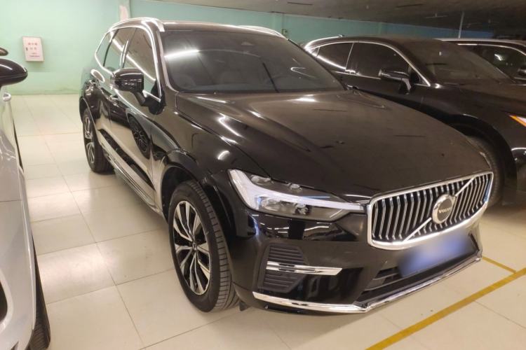 Used Volvo XC60 2023 B5 4x4 Smart Luxury Edition
