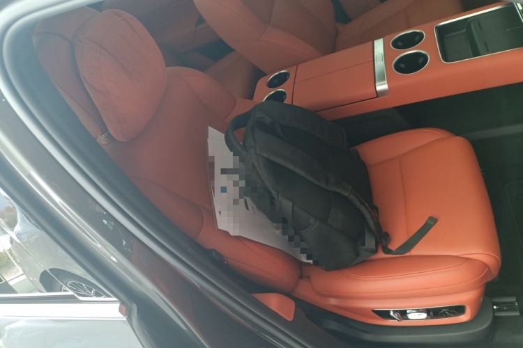 Used Li Auto L8 2023 Pro Model
