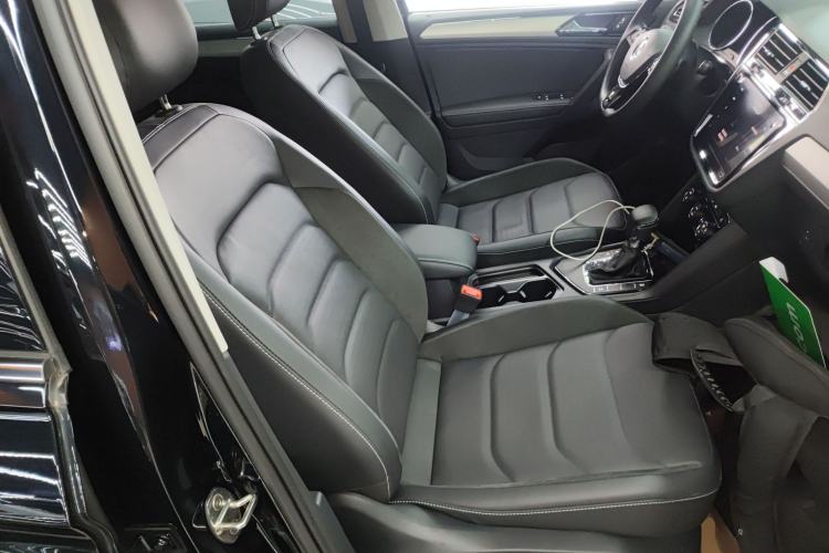 Used Volkswagen Tiguan L 2021 330TSI Automatic Two-Wheel Drive Smart Edition