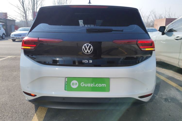 Used Volkswagen ID.3 2025 Smart Model Outstanding Oxygen Edition