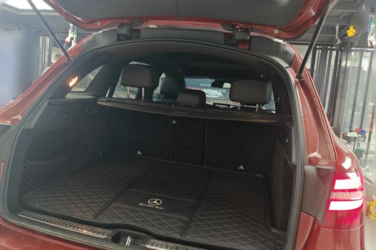 Used Mercedes-Benz GLC 2017 GLC 260 4MATIC Luxury Model