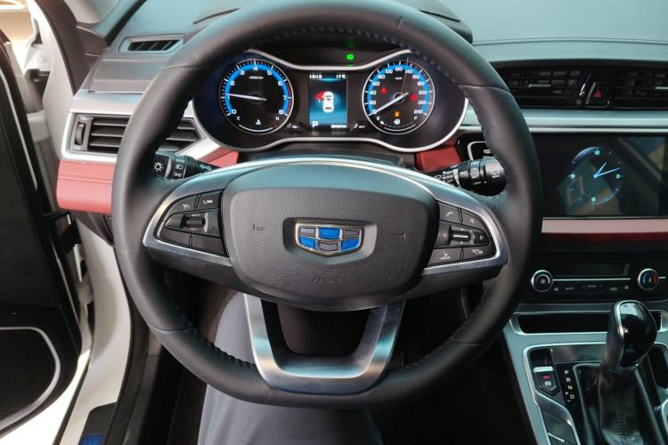 Used Geely Auto Vision S1 2019 Upgraded Model 1.5L CVT Luxury Version
