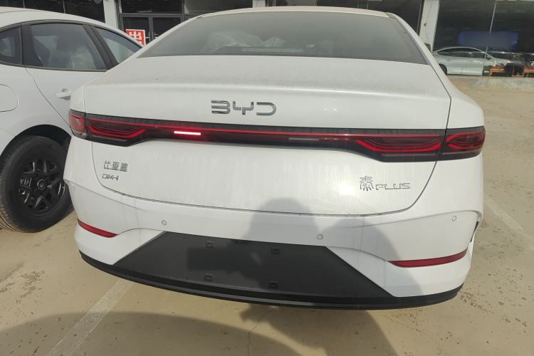 Used BYD Qin PLUS 2025 DM-i Smart Drive 55KM Leading Model
