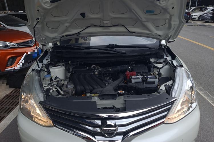 Used Nissan Livina 2013 1.6XL CVT Luxury Edition
