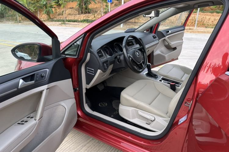 Used Volkswagen Golf 2014 1.4TSI Automatic Comfort Model