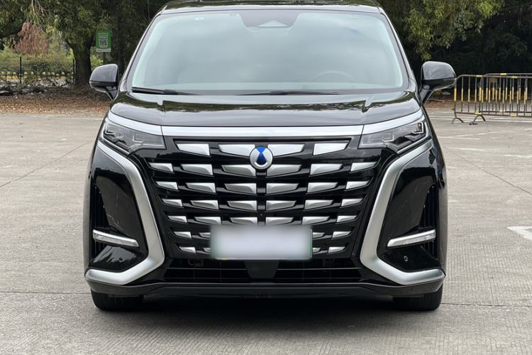 Used Denza D9 2022 DM-i 970 Four-Wheel Drive Prestige Model