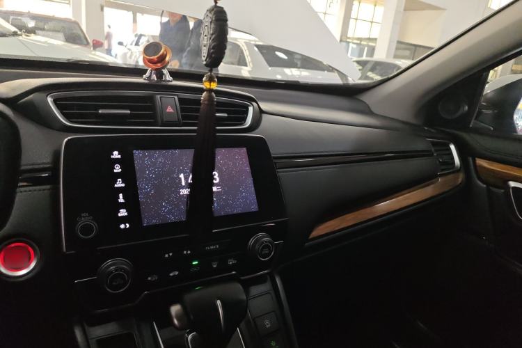 Used Honda CR-V 2017 240TURBO CVT Front-Wheel Drive Fashion Edition