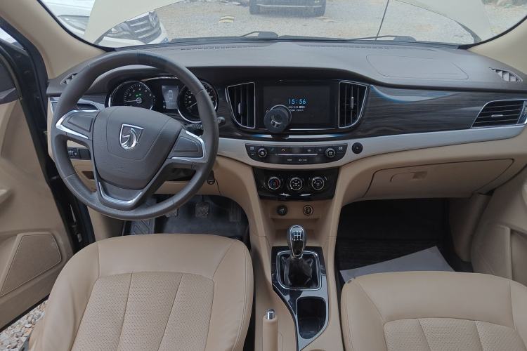 Used Baojun 730 2016 1.5L Manual Comfort Version 7 Seats China V Emission Standard