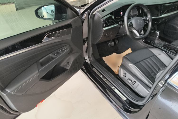 Used Volkswagen Passat 2023 330TSI Elite Edition
