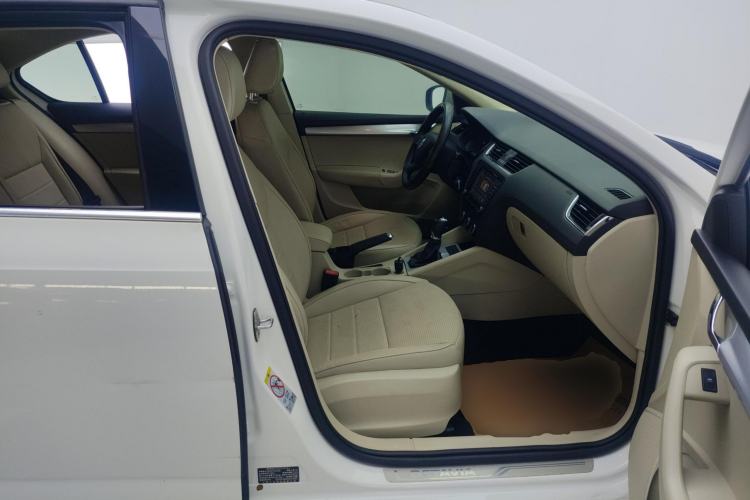 Used Skoda Octavia 2015 1.6L Automatic Yijie Edition
