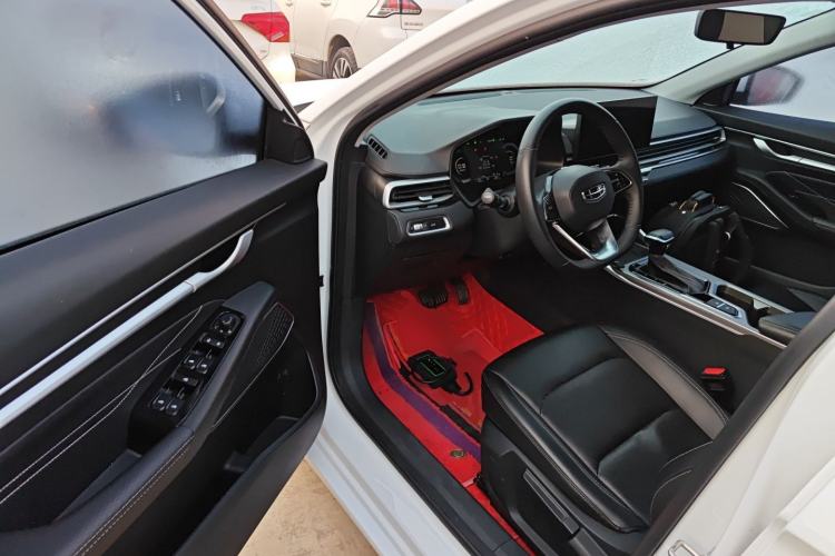 Used Geely Auto Emgrand 2023 4th Generation Champion Edition 1.5L CVT Prestige Model
