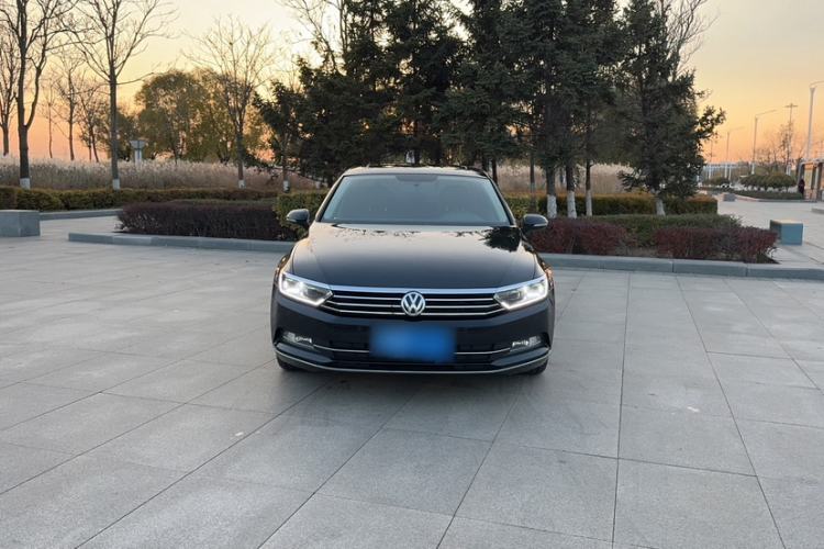 Used Volkswagen Magotan 2017 330TSI DSG Leading Model