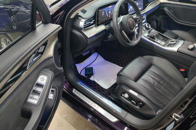 Used Hongqi H9 2022 2.0T Smart Connect Flagship Edition
