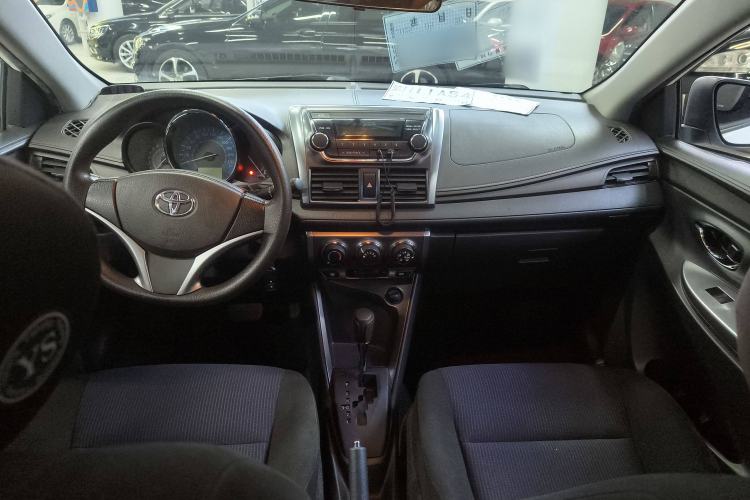Used Toyota YARiS L 2015 1.5E Automatic Charm Edition
